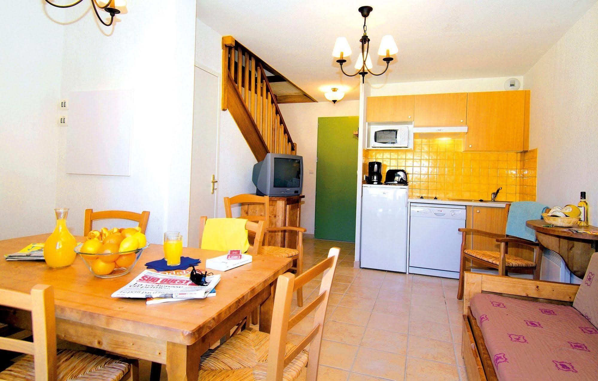 Residence Odalys Le Hameau Du Moulin Montignac-Lascaux Buitenkant foto