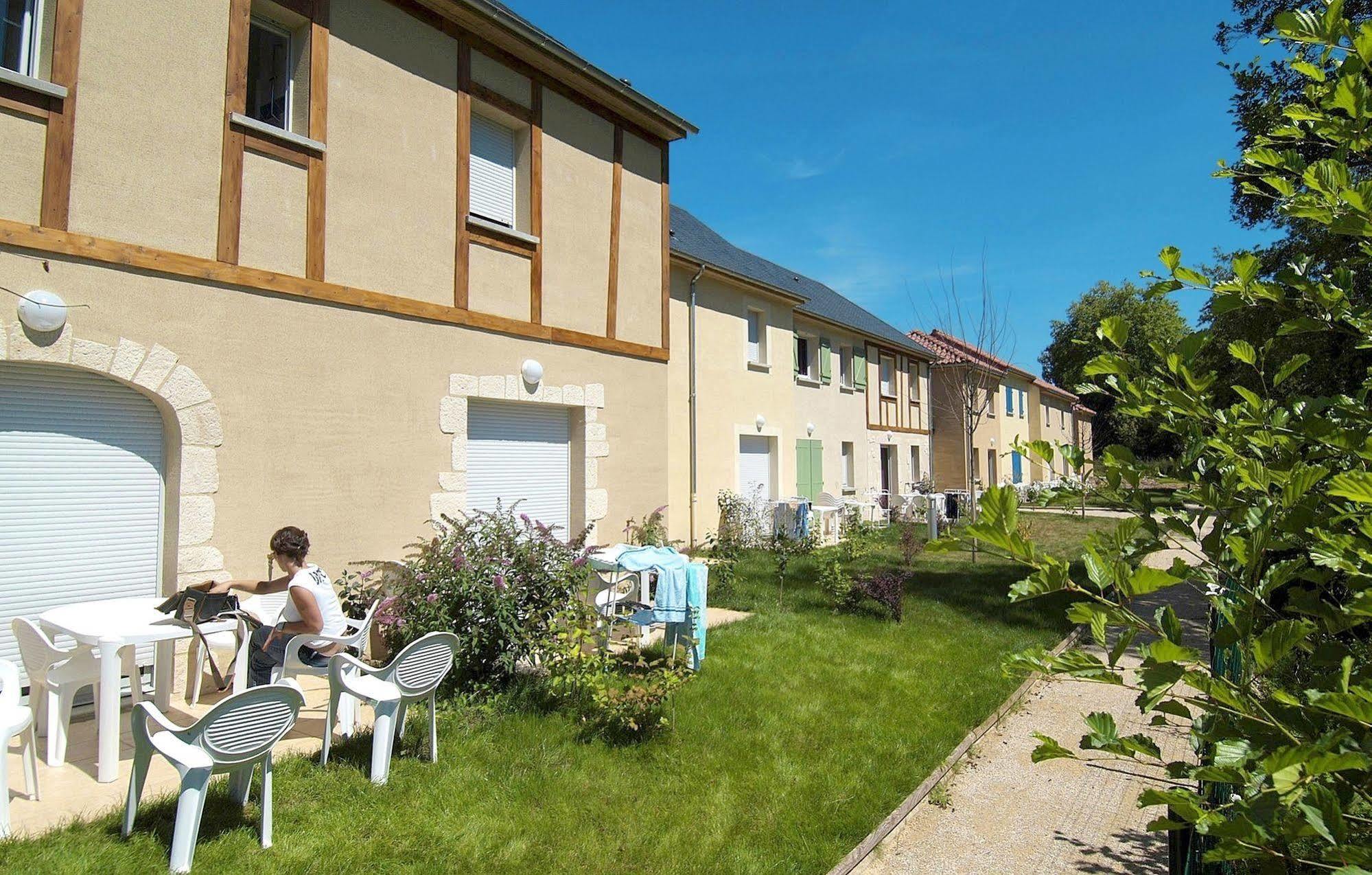 Residence Odalys Le Hameau Du Moulin Montignac-Lascaux Buitenkant foto